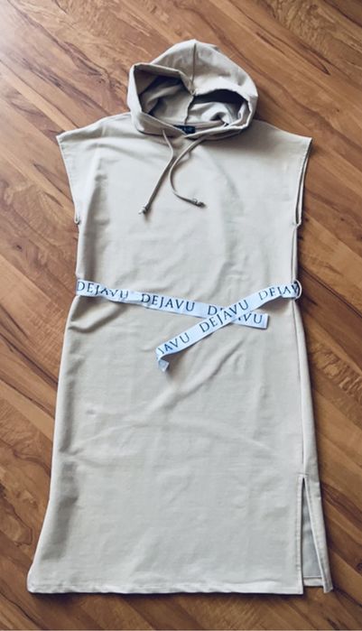 Sukienka XL beż L / XL z kapturem