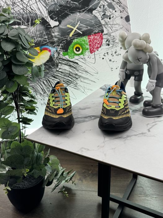 Кросівки Hoka Speedgoat 5 Youth 36 розмір Е6566