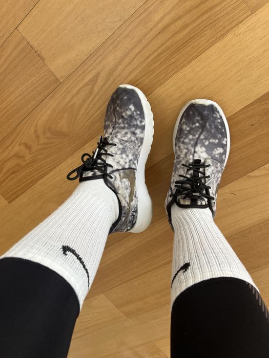 Ténis Nike cinzento