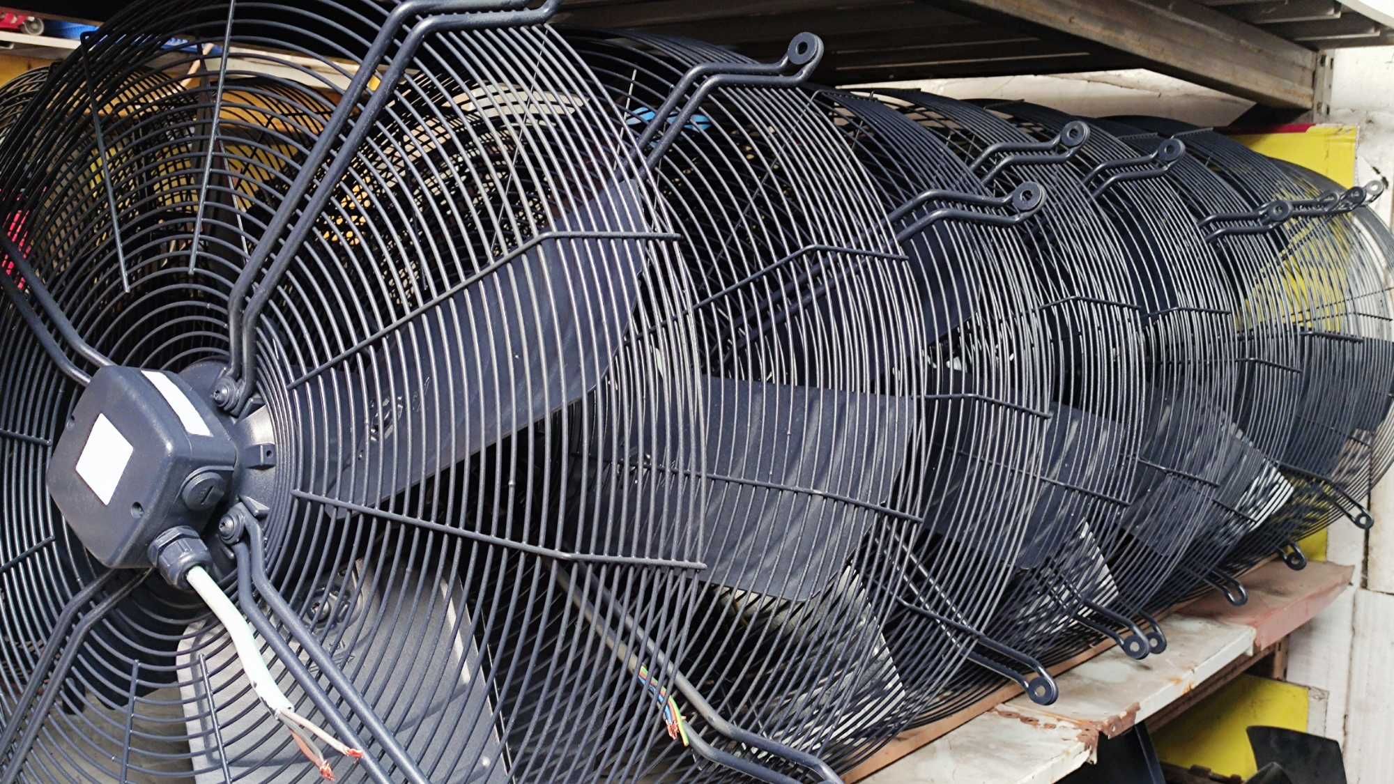 Ventiladores / Extratores industriais trifásicos
