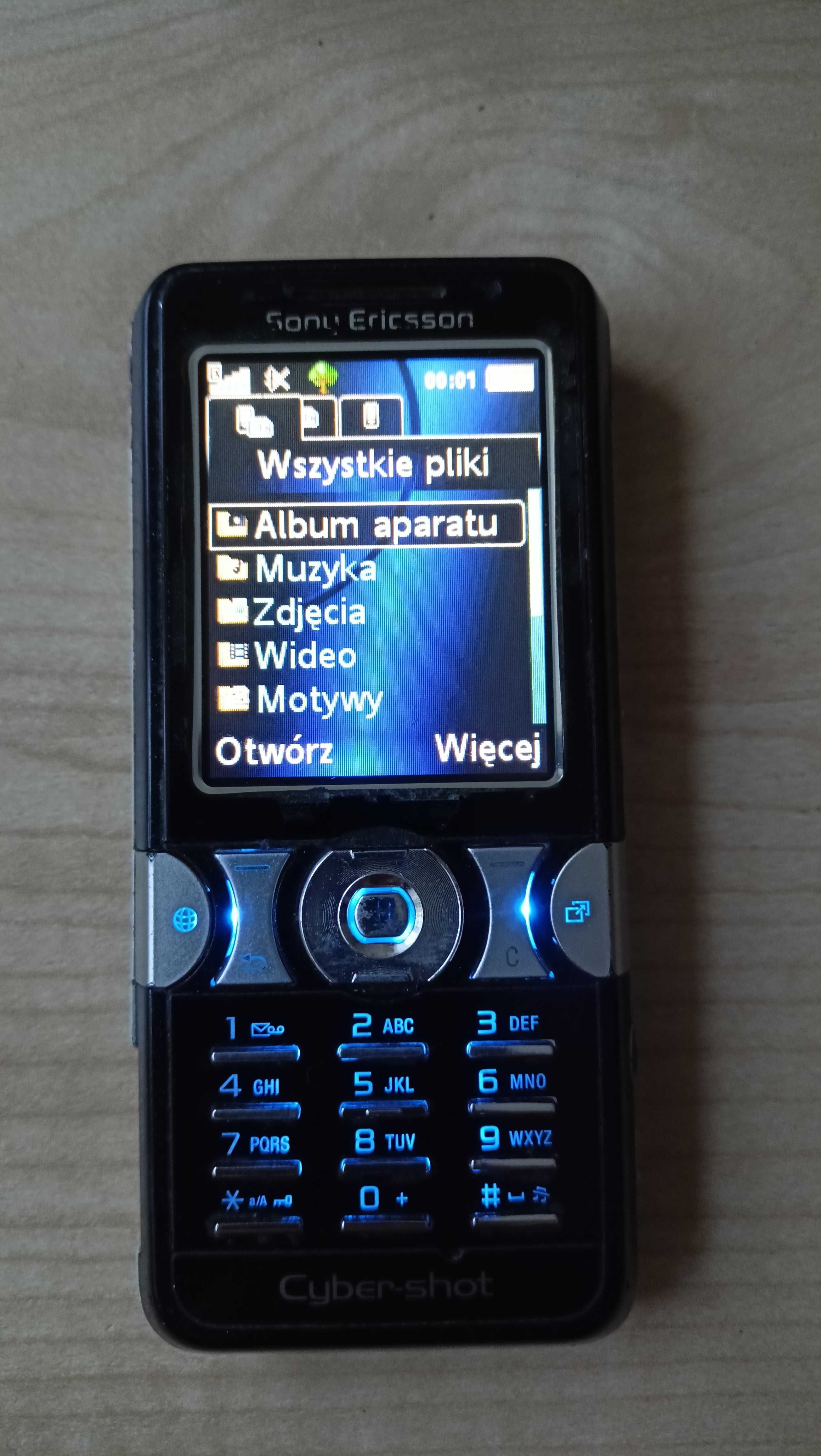 Telefon Sony Ericsson k 550 i bez Simlocka