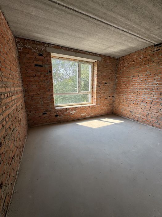 1-кімнатна квартира 40 м² у зданому будинку. ТЕРМІНОВО!