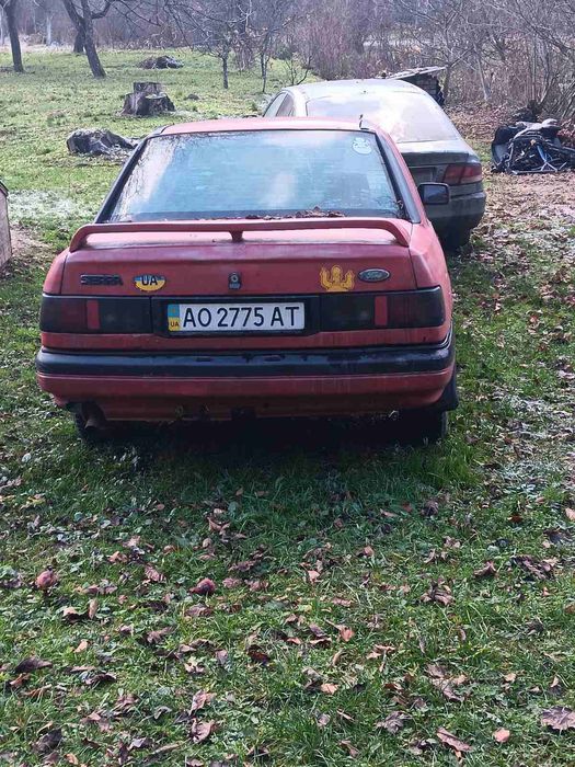 Продаю  машину  Форд Сієра