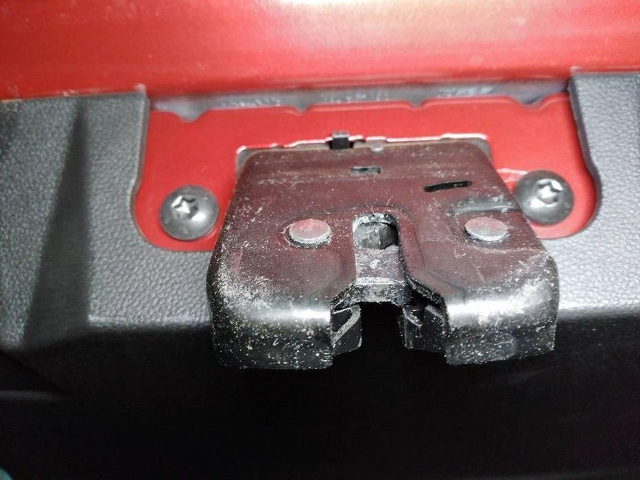 FECHADURA DE PORTA MALA DACIA SANDERO III