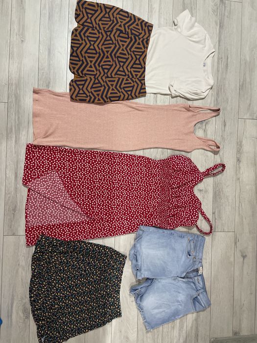 Безкоштовно жіночі речі