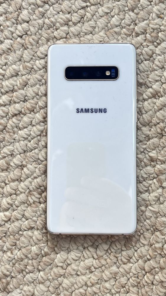 Продам Samsung S 10+