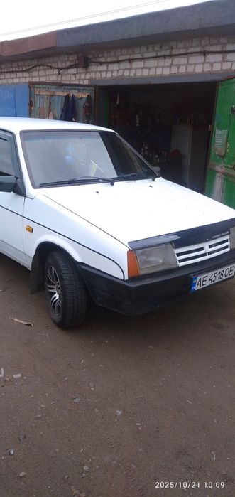 Продам ваз 21099