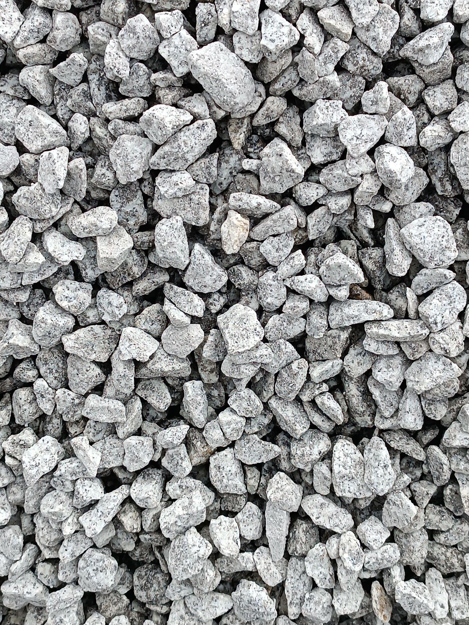 Kamień ogrodowy grys granitowy workowany