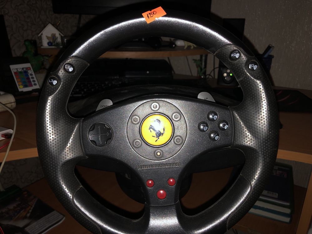 Продам чудовий руль Ferarri,(без педалів)