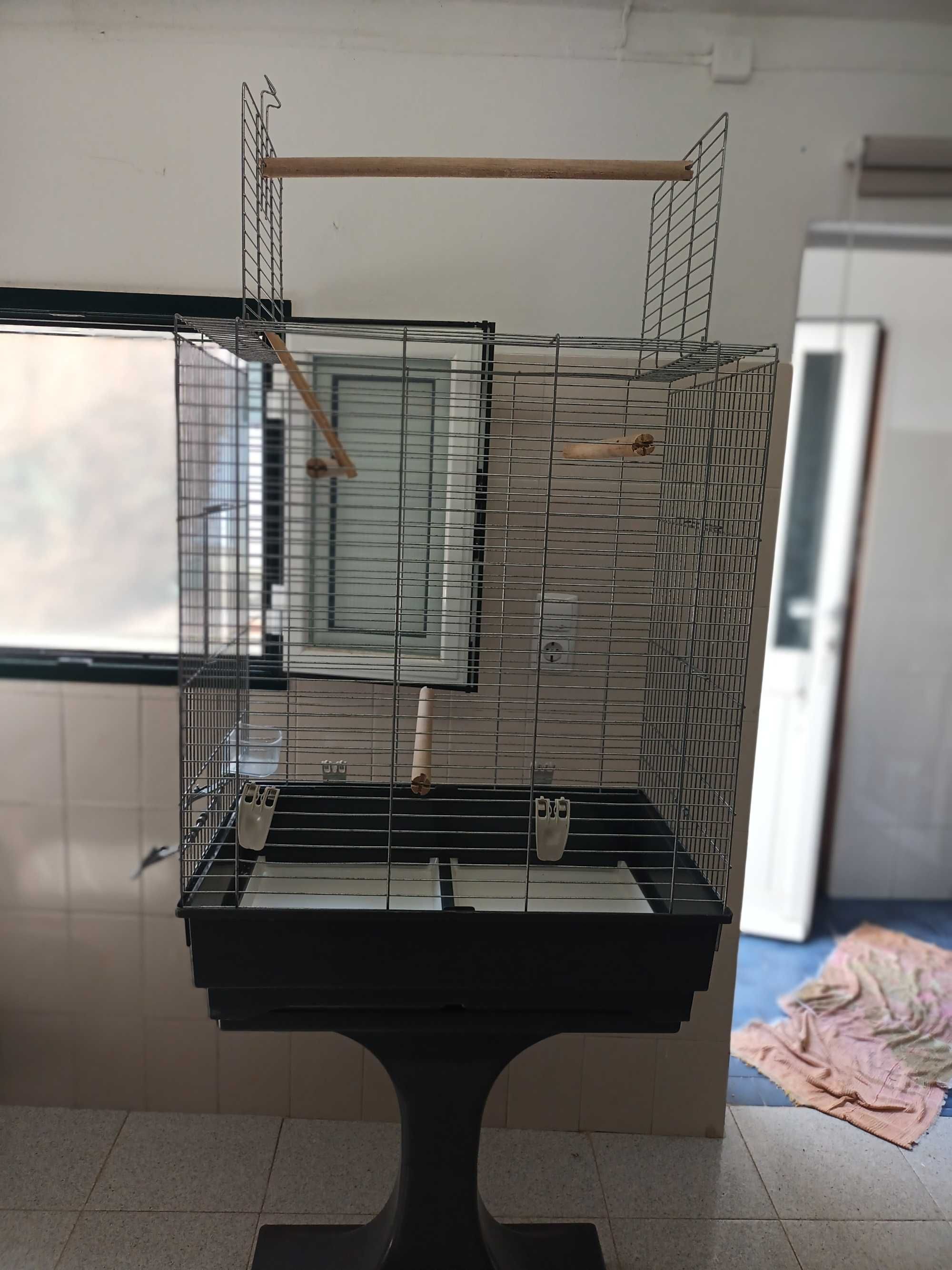 Gaiola para aves.