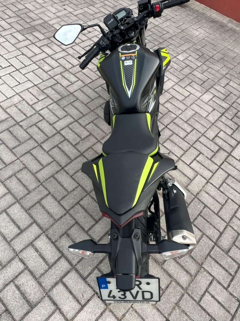 Mota Kawasaki Z125