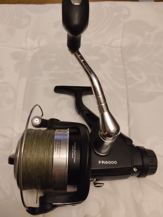 Kołowrotek Jaxon karpiowy Marlon FR6000