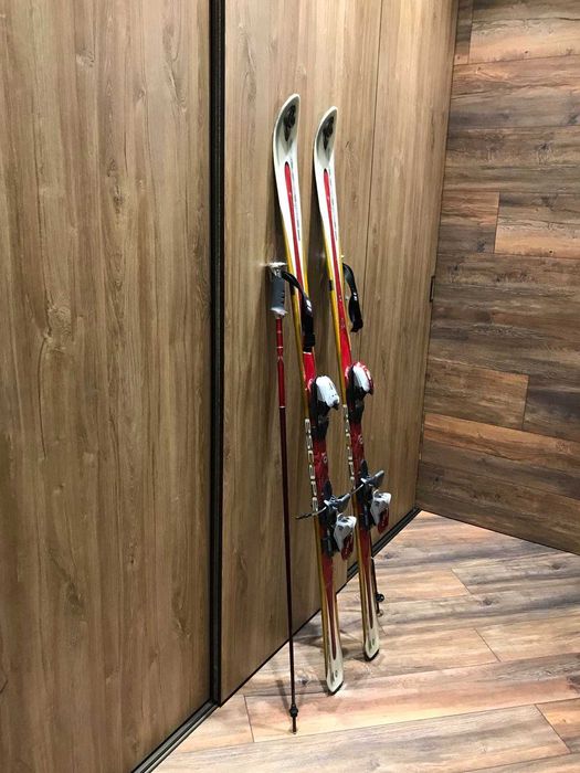 Лижі K2 Escape Cruiser 168 см з кріпленнями та палицями, оригінал