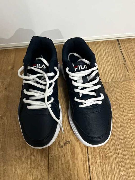 !Wyprzedaż! Nowe granatowe buty Fila 36