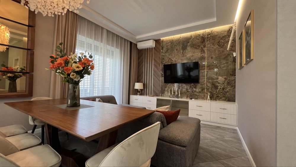 Стильный новый дом