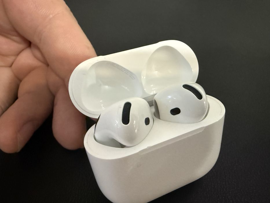 AirPods 4 ( ANC ) шумодав
