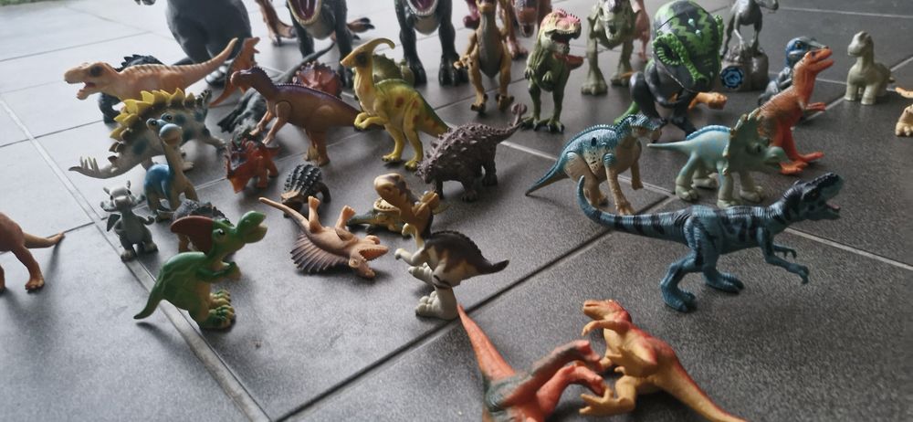 Brinquedos dinossauros