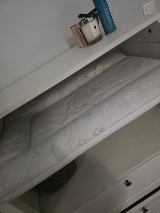 Przewijak IKEA z nowa mata do przewijania