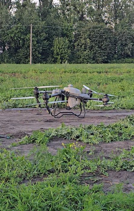Мультикоптер Агродрон DJI Agras T50 Сільськогосподарський дрон DJI