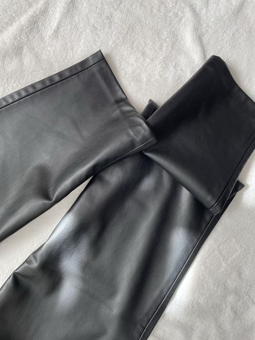 Штани під шкіру від zara модель мом 32,34,36