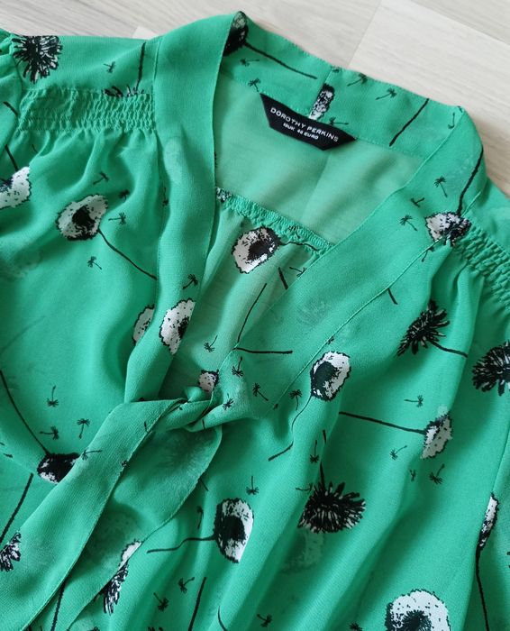 Dorothy Perkins wizytowa bluzka zielona z wiązaniem pod szyją 18/ 46
