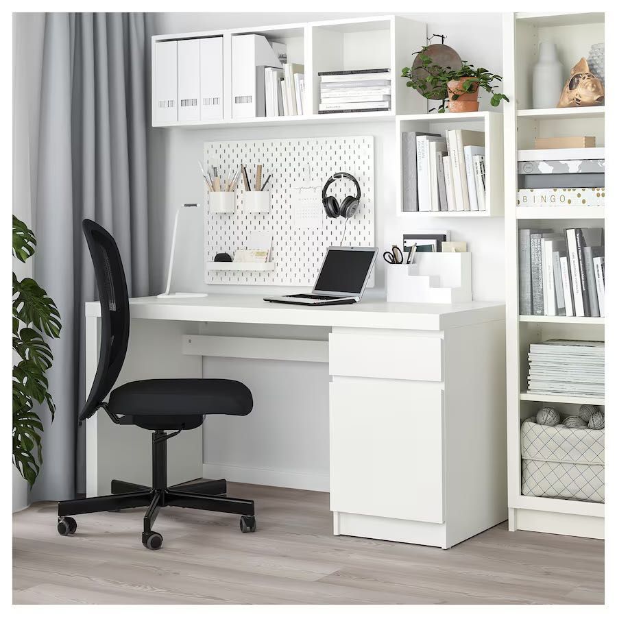 Secretária MALM IKEA