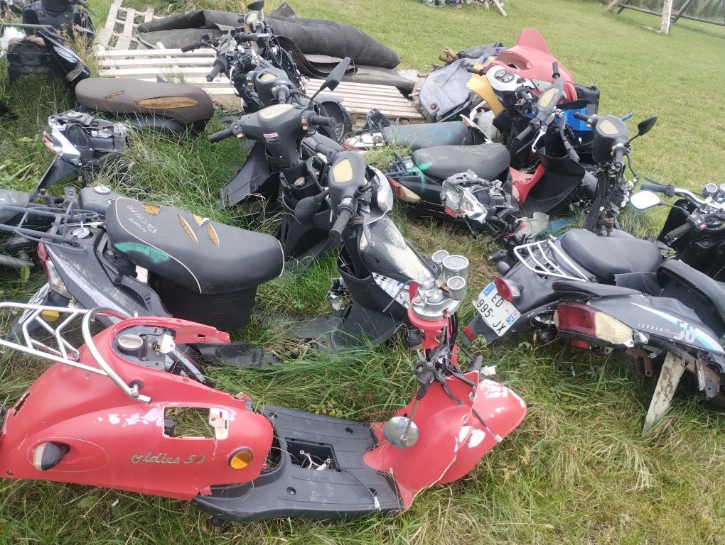 Do skutera coliber retro kymco sym peugeot yamaha honda Siedzenie  zac
