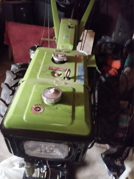 Продам мотоблок новий Форте в плівці задіяний не був ………………………………………..