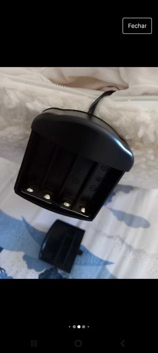 Almofada para pés, de lã, com magneto-terapia.