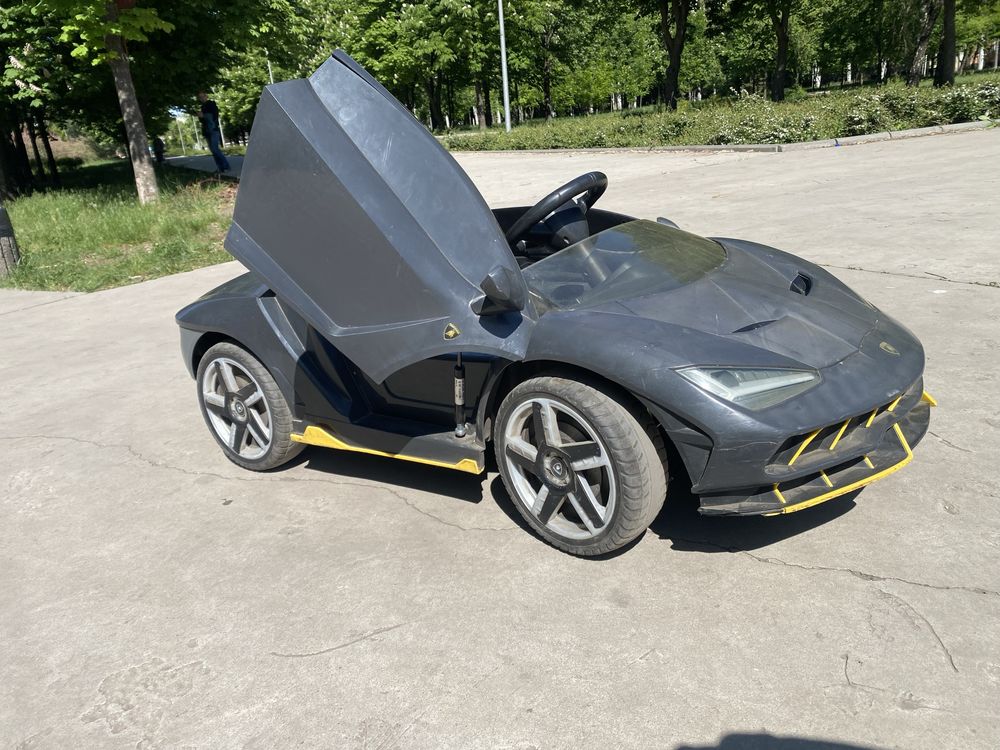 Дитячий електромобіль Lamborghini Centenario