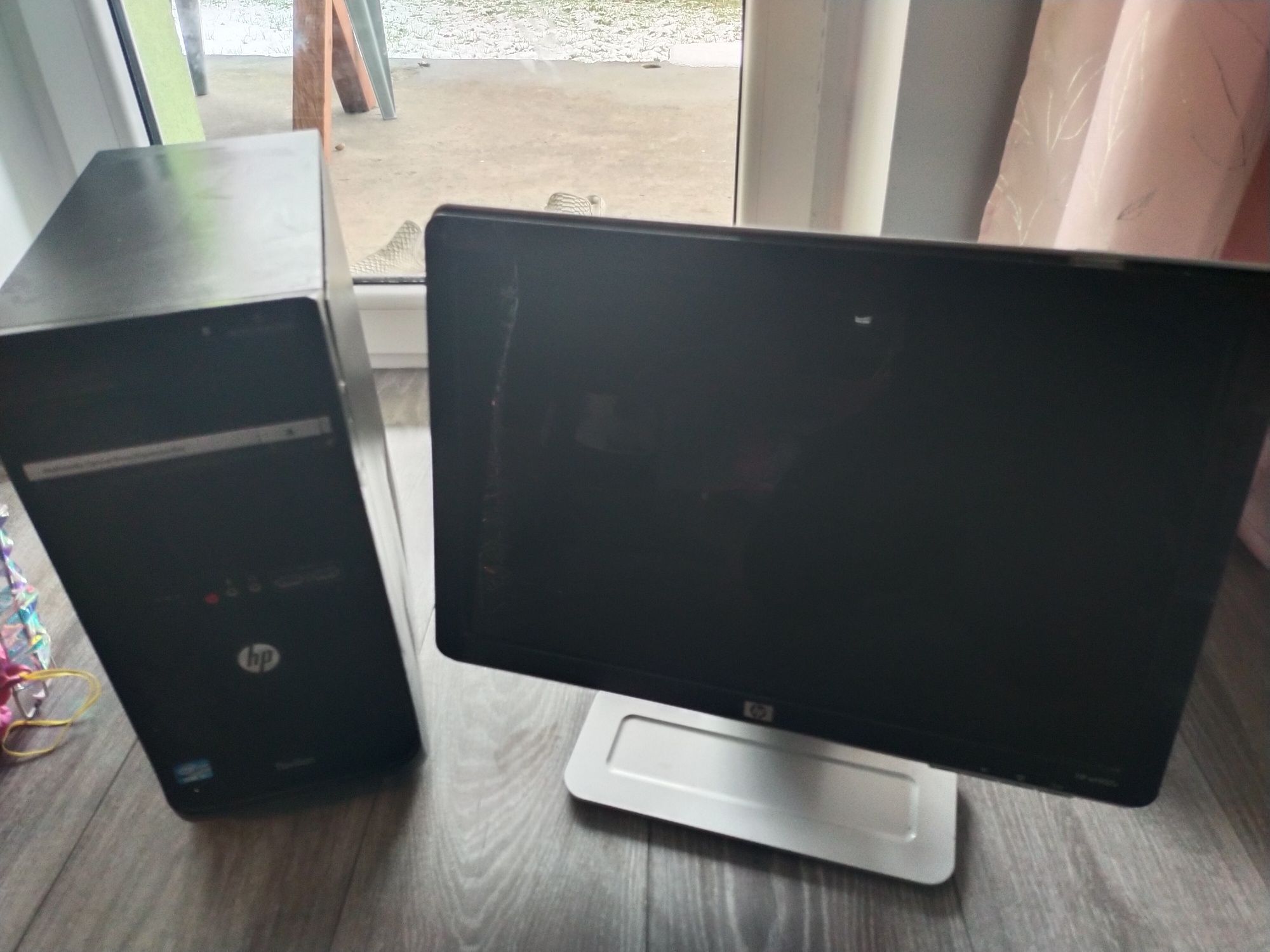 Komputer HP i kino domowe logitech