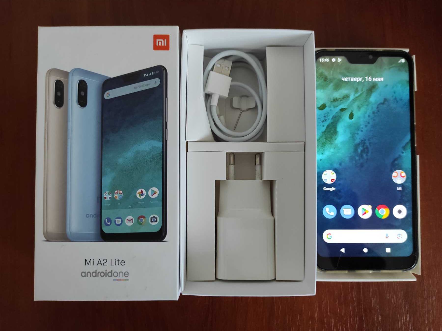 Смартфон Xiaomi Mi A2 lite 4/64GB Gold.