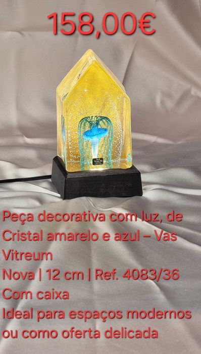 Peça de cristal decorativa com luz