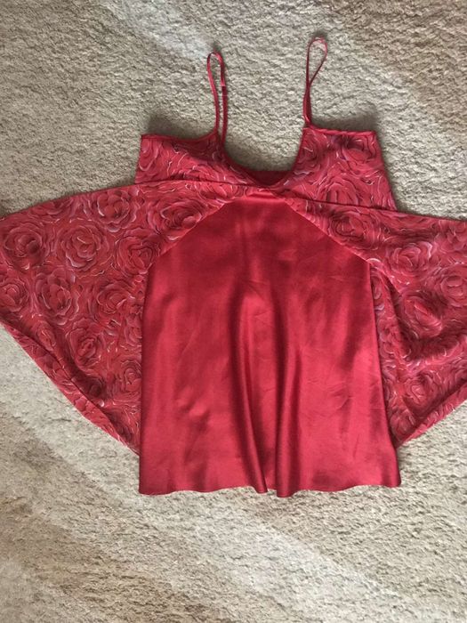 Жіноча ночная сорочка