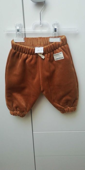 Przecudne sztruksiki ZARA r. 68