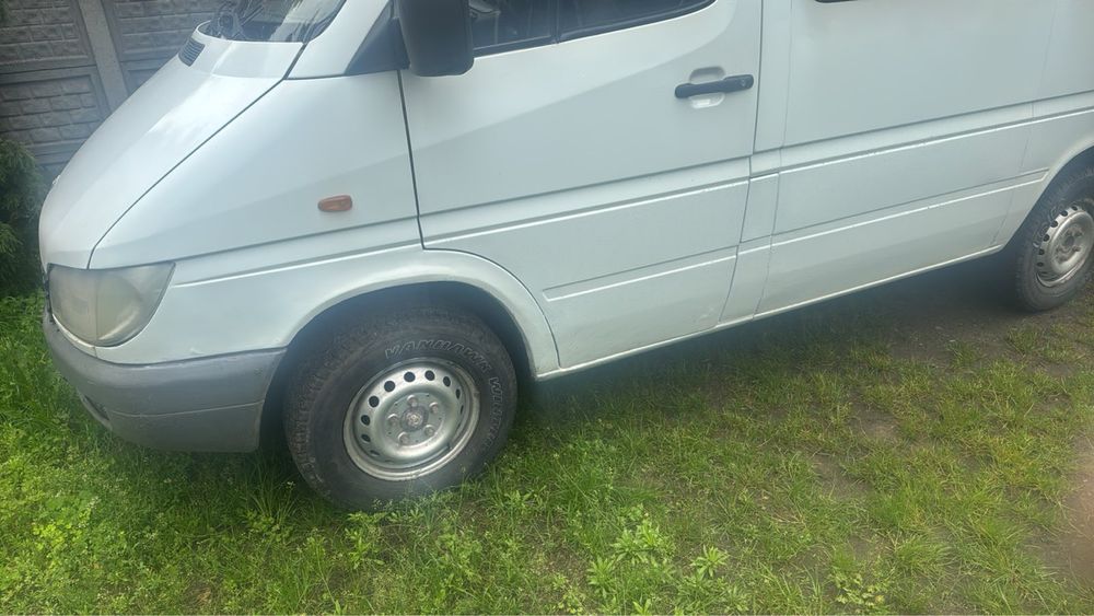 Спрінтер міст  з ресорами разом