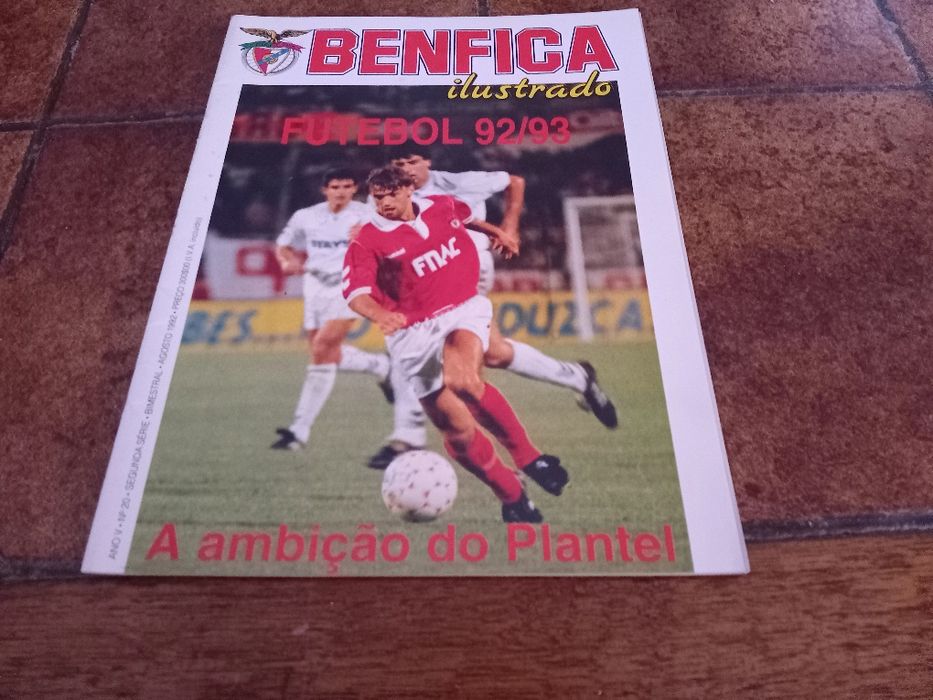 Revistas futebol, foot + Benfica ilustrado +Benfica campeão (record)