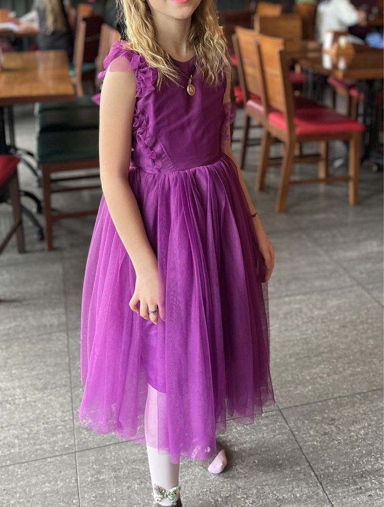 Платье на девочку 7-9 лет
