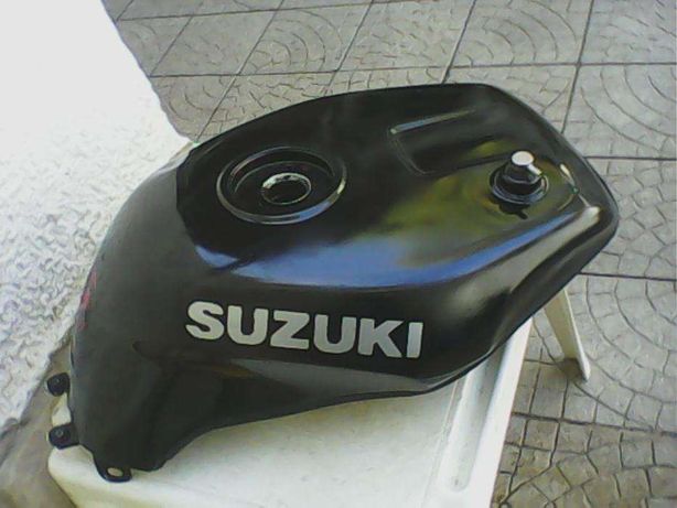 suzuki gsxr 1100 / 750 / 600 ´ 92 , srad 600 / 750 ´ 98 - pçs