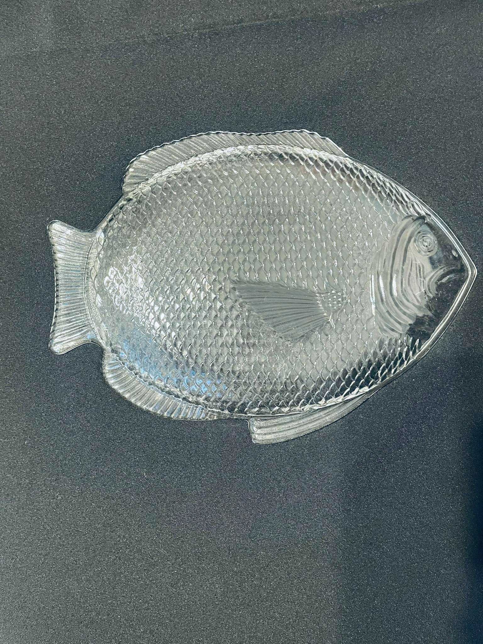 Patera szklana w kształcie rybki - OVER-PROOF USA