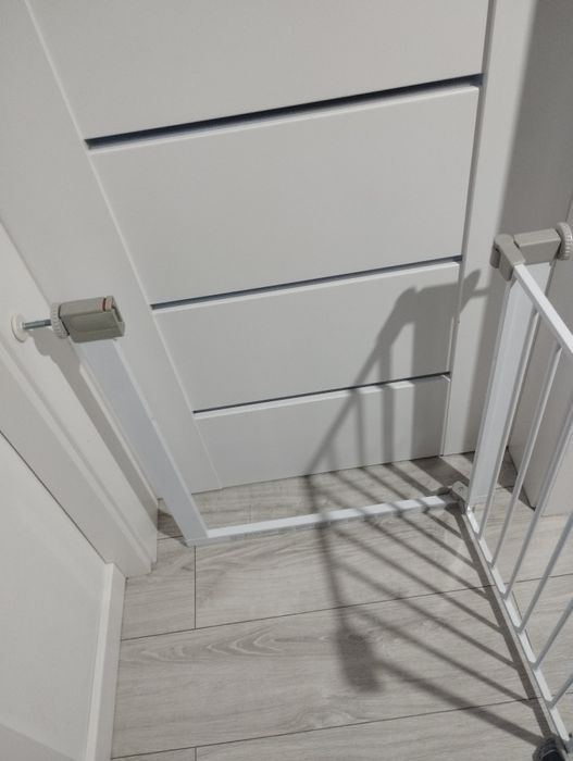 Safety 1st Bramka rozporowa na schody drzwi 73-80cm