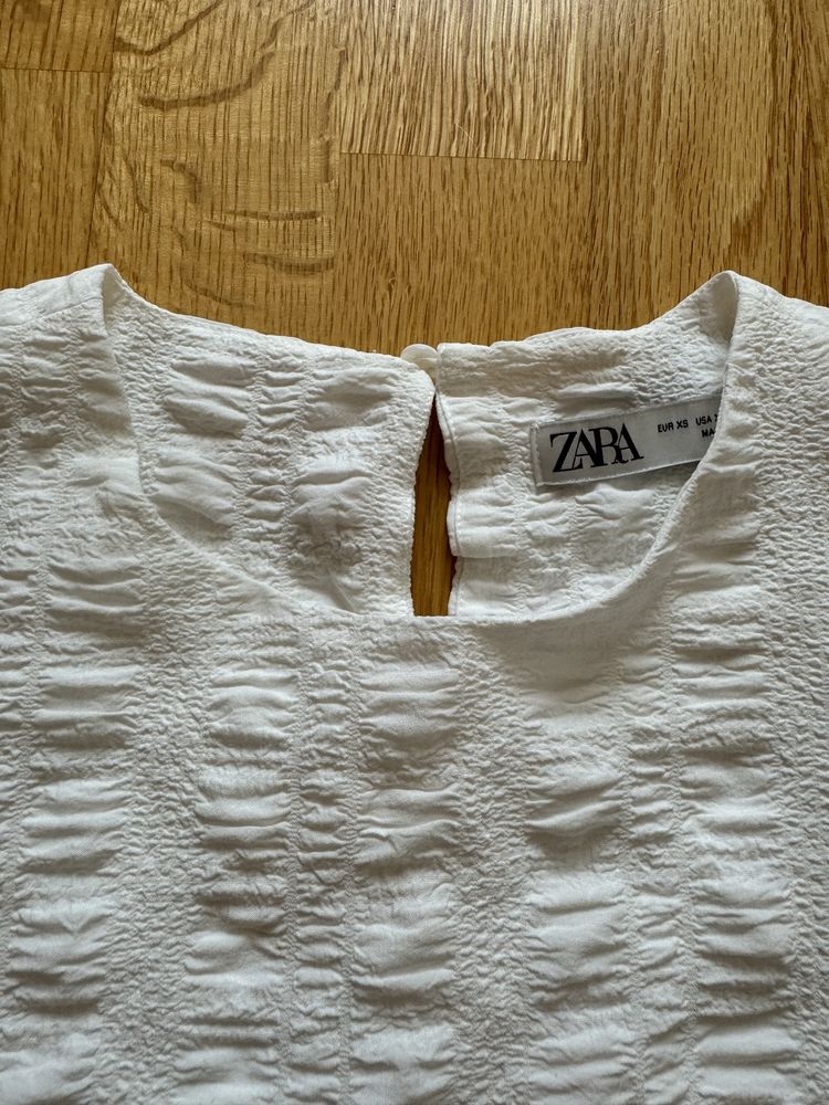 Трендова сукня zara