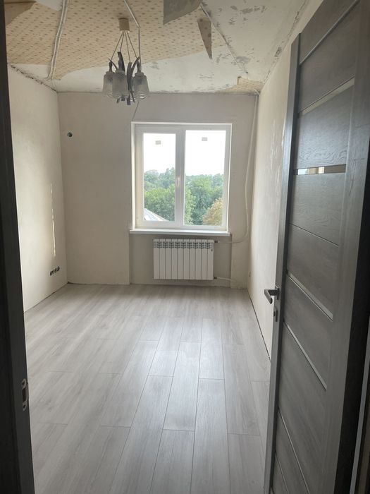 2 ком. квартира , Титова, Строителей, ремонт. 40000 $ vv