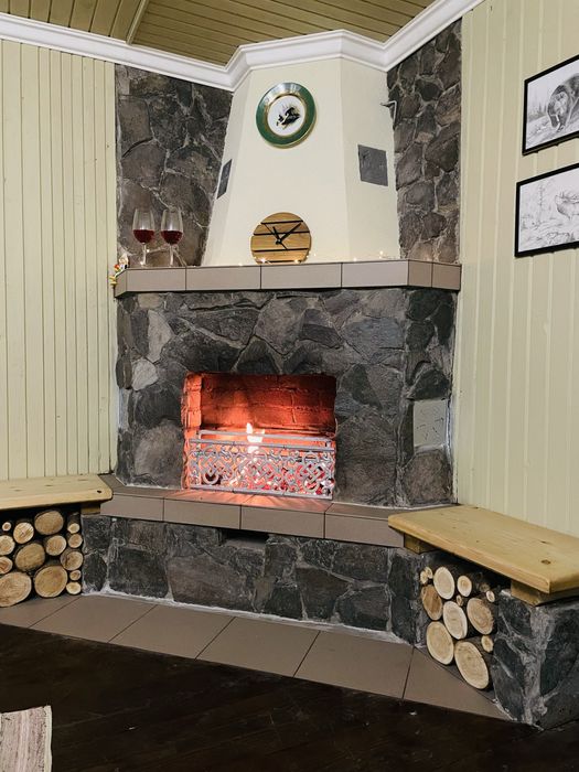 Відпочинок у Карпатах. Котедж. Буковель. Джакузі. Баня. Чан. Басейн.