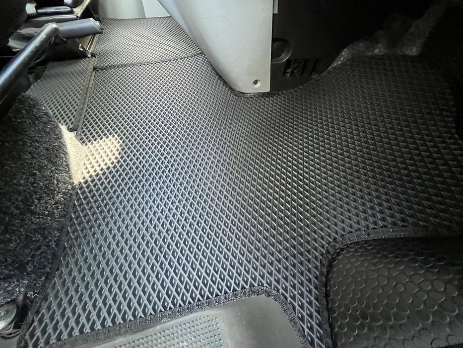 Коврики Renault Traffic 2001-2015 Opel Vivaro поліки ЄВА ЕВА EVA