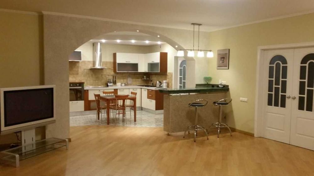 Оренда 3-кім кв. вул. Герцена  17-25, м. Лукянівська 15 хв.