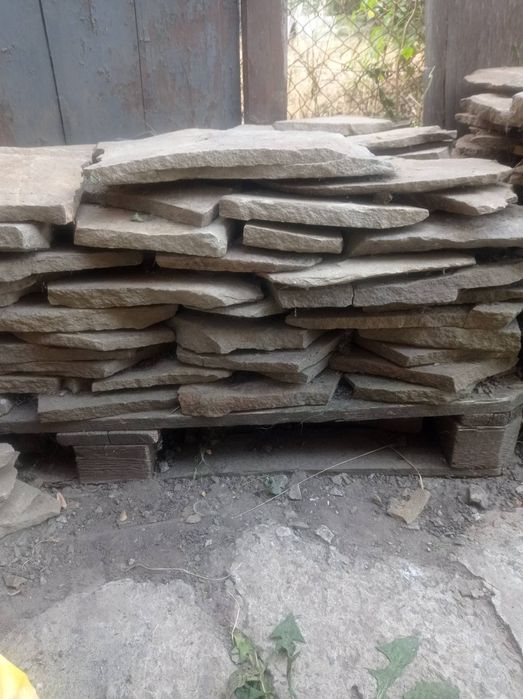 Камінь Луганський