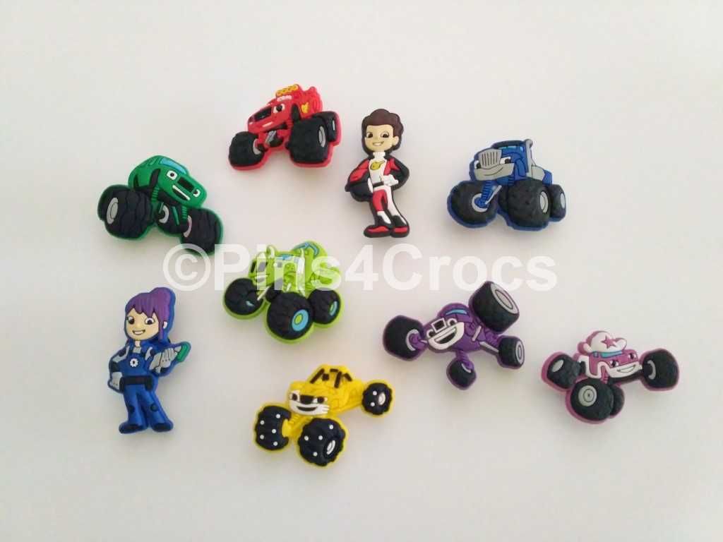 Pins para pulseiras ou crocs dos Blaze e as monster machines