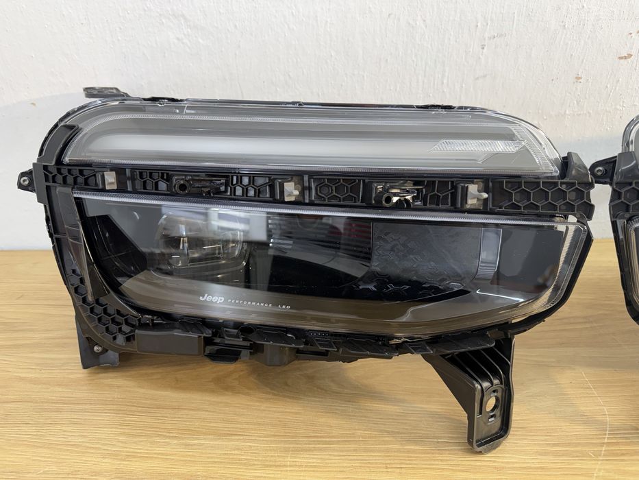 Lampy przednie Jeep Avenger led performance, kompletne, Europa