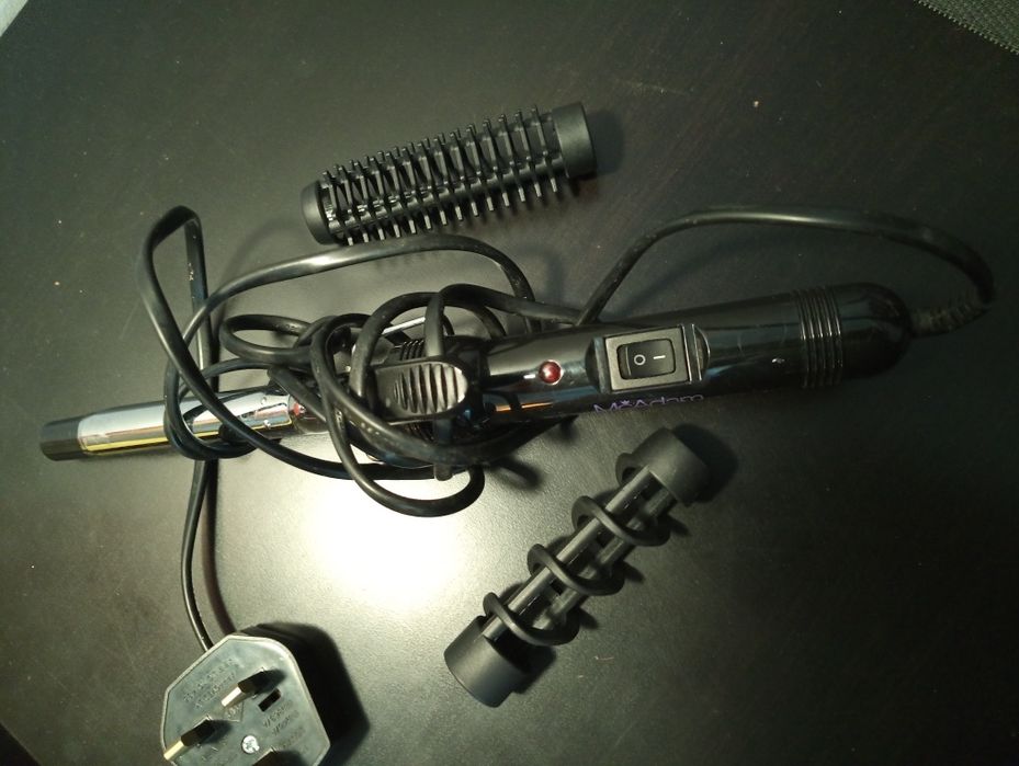 Modelador Alisador de Cabel MC Adam… Usado em muito bom estado